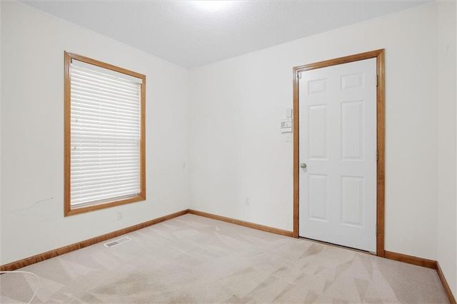 22808 E 28th Street Court, Blue Springs, MO 64015
