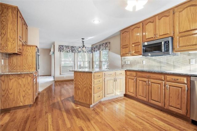22808 E 28th Street Court, Blue Springs, MO 64015