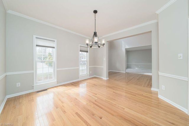 6025 Fording Creek Lane, Kernersville, NC 27284