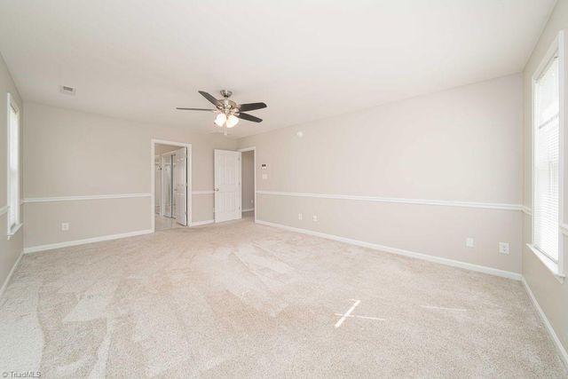 6025 Fording Creek Lane, Kernersville, NC 27284