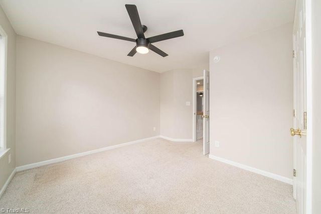 6025 Fording Creek Lane, Kernersville, NC 27284