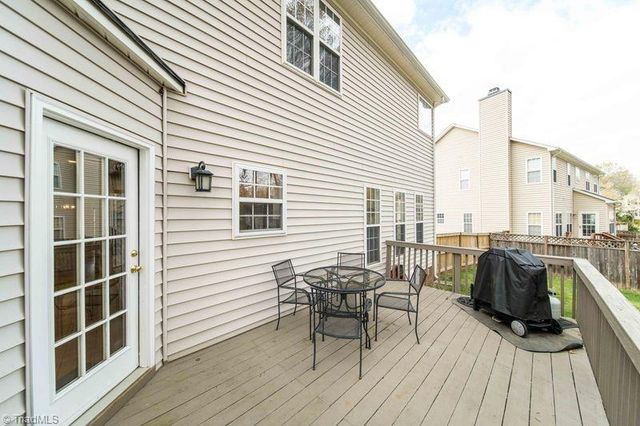 6025 Fording Creek Lane, Kernersville, NC 27284