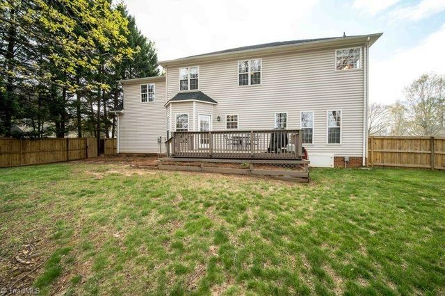 6025 Fording Creek Lane, Kernersville, NC 27284