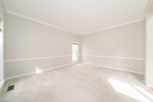 6025 Fording Creek Lane, Kernersville, NC 27284