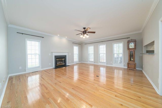 6025 Fording Creek Lane, Kernersville, NC 27284