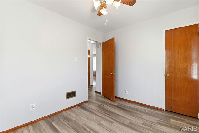 10129 Ventura Drive, St Louis, MO 63136