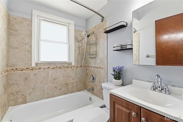 10129 Ventura Drive, St Louis, MO 63136