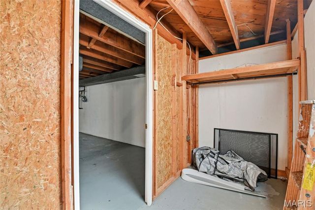 10129 Ventura Drive, St Louis, MO 63136