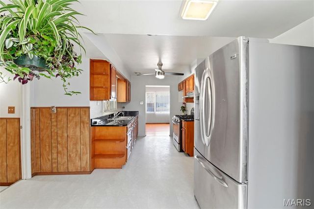 10129 Ventura Drive, St Louis, MO 63136