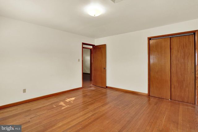 211 E RACE ST, Fleetwood, PA 19522