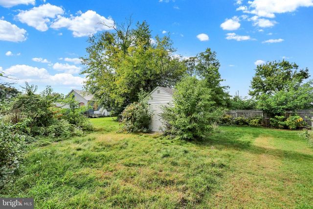 211 E RACE ST, Fleetwood, PA 19522