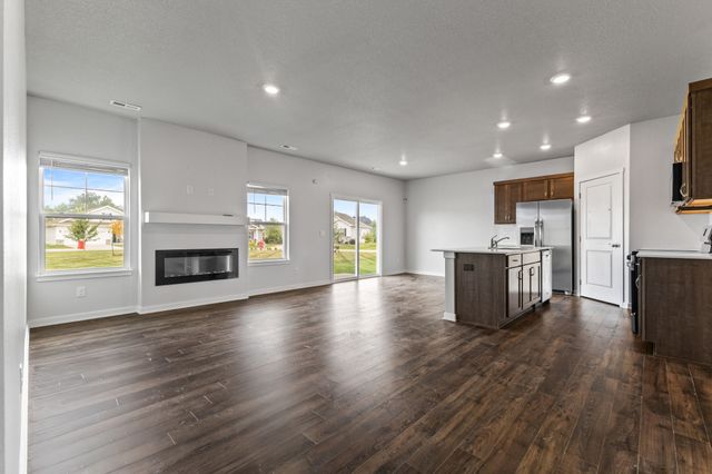 2816 SW Plaza Lane, Ankeny, IA 50023