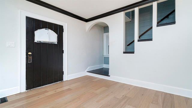 1611 Jackson Street, Rockford, IL 61107