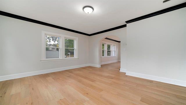 1611 Jackson Street, Rockford, IL 61107