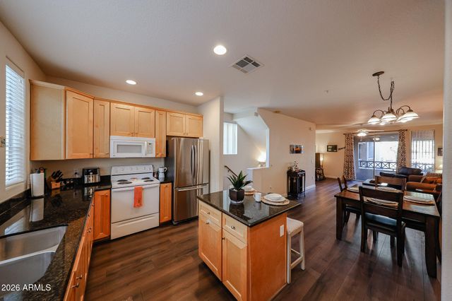 4455 E PARADISE VILLAGE Parkway S 1028, Phoenix, AZ 85032