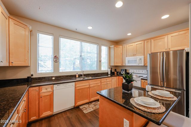 4455 E PARADISE VILLAGE Parkway S 1028, Phoenix, AZ 85032