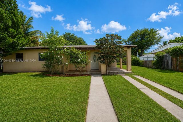 2950 NW 173rd Ter, Miami Gardens, FL 33056