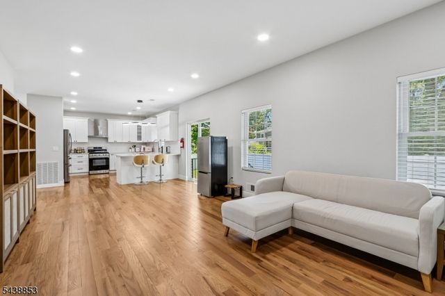 163 Brower Ave, Edison Twp., NJ 08837