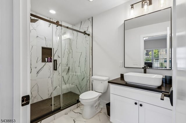 163 Brower Ave, Edison Twp., NJ 08837