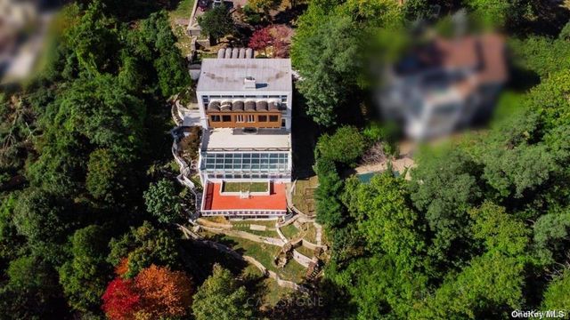 337 Howard Avenue, Staten Island, NY 10301