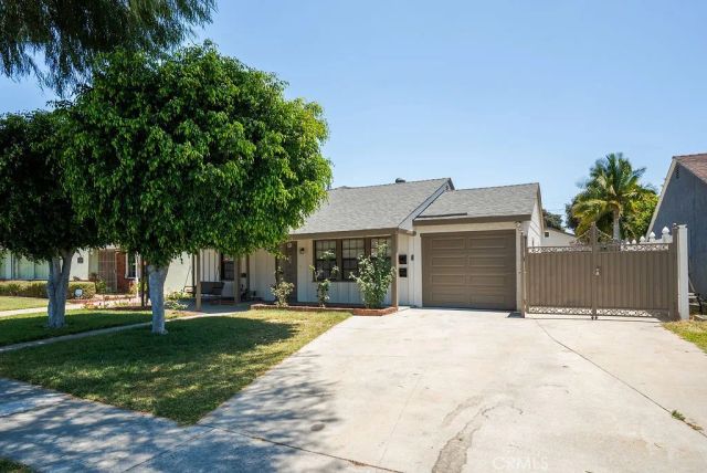 13918 Fidler, Bellflower, CA 90706