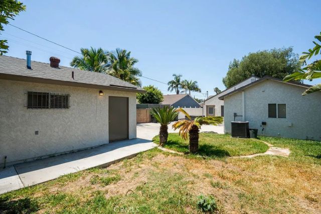 13918 Fidler, Bellflower, CA 90706