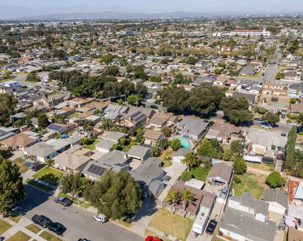 13918 Fidler, Bellflower, CA 90706