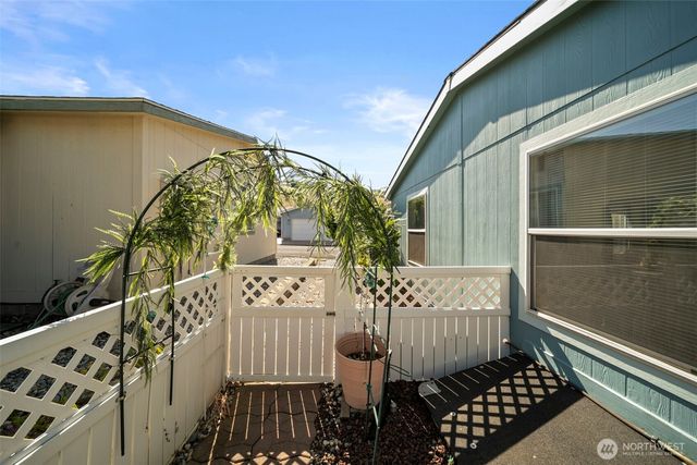 1809 Heritage Haven, Wenatchee, WA 98801