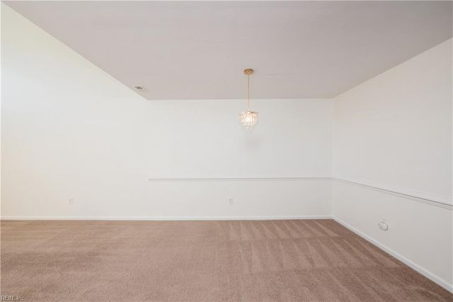 8122 Lee Hall AVE, Suffolk, VA 23435