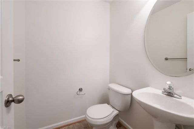 8122 Lee Hall AVE, Suffolk, VA 23435