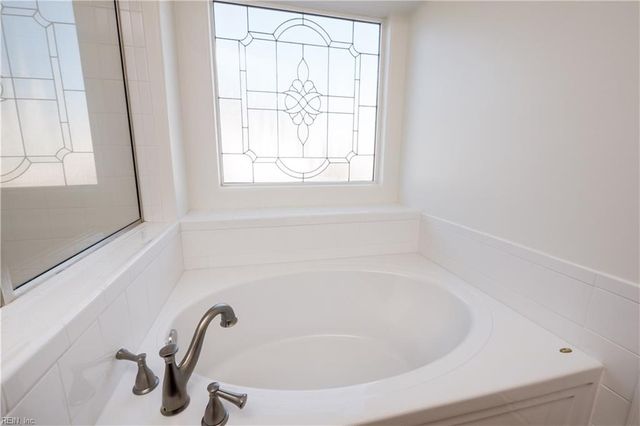 8122 Lee Hall AVE, Suffolk, VA 23435