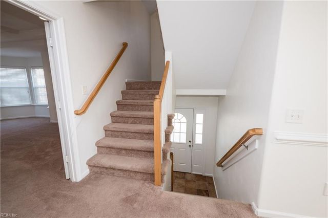 8122 Lee Hall AVE, Suffolk, VA 23435