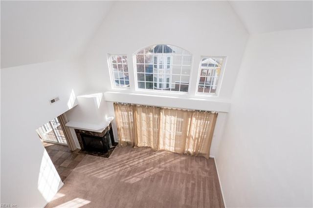 8122 Lee Hall AVE, Suffolk, VA 23435