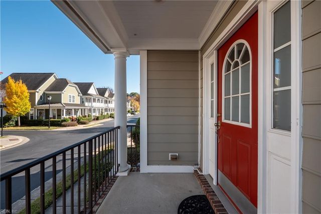 8122 Lee Hall AVE, Suffolk, VA 23435