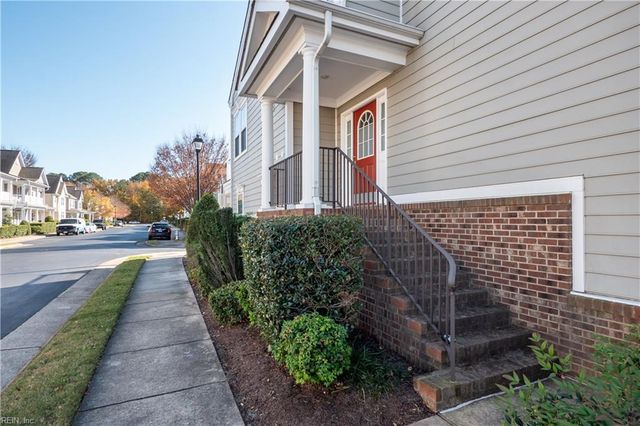 8122 Lee Hall AVE, Suffolk, VA 23435