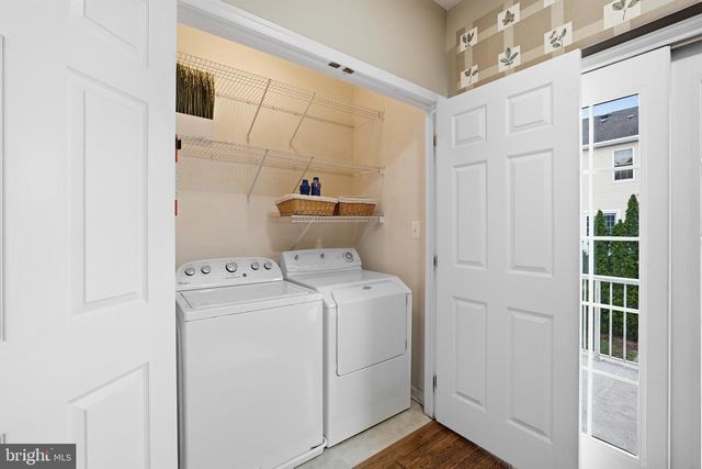 42813 FLANNIGAN TER, Chantilly, VA 20152