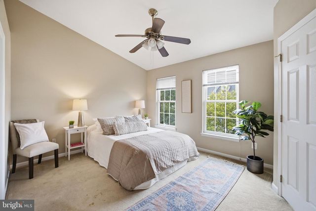 42813 FLANNIGAN TER, Chantilly, VA 20152