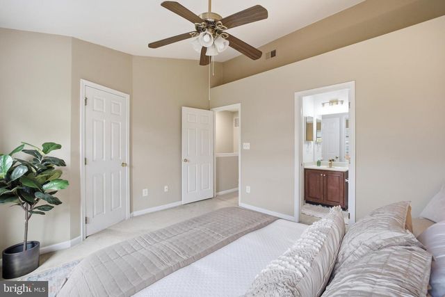 42813 FLANNIGAN TER, Chantilly, VA 20152