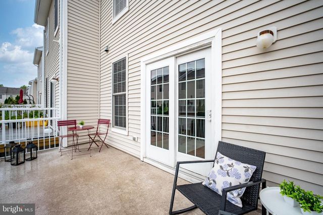 42813 FLANNIGAN TER, Chantilly, VA 20152