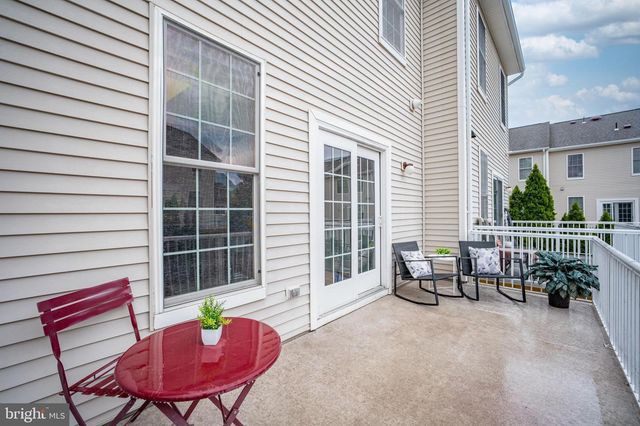 42813 FLANNIGAN TER, Chantilly, VA 20152