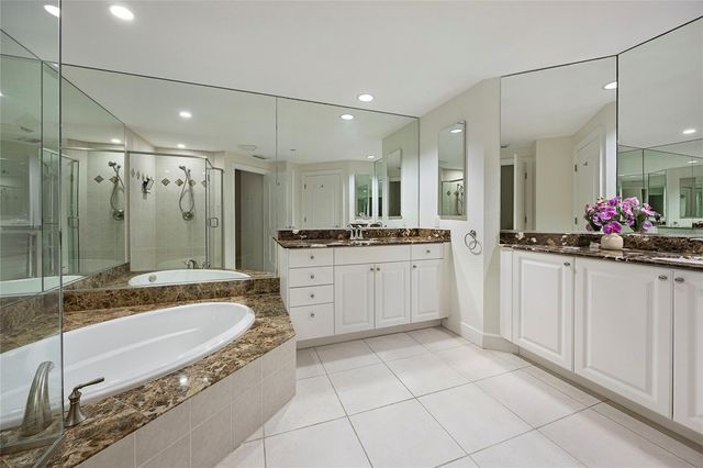 14041 BELLAGIO WAY 214, Osprey, FL 34229