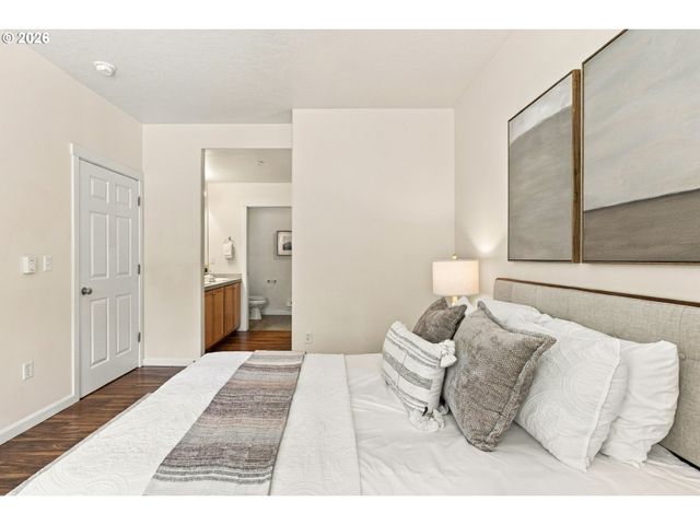 1831 Ne 101ST Ave 102, Hillsboro, OR 97006
