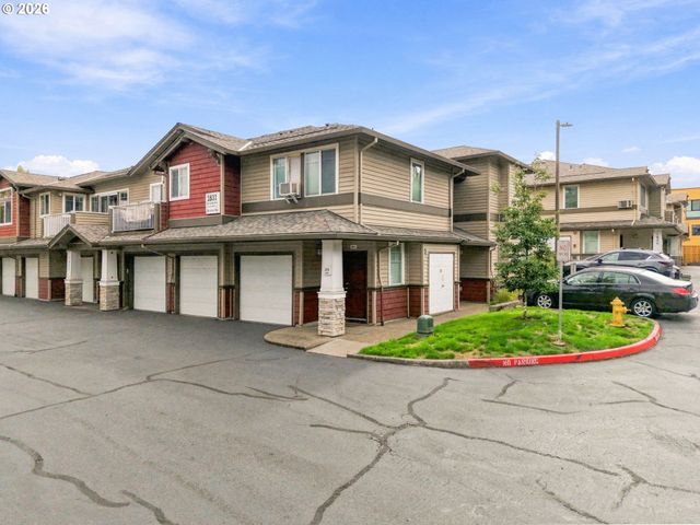 1831 Ne 101ST Ave 102, Hillsboro, OR 97006