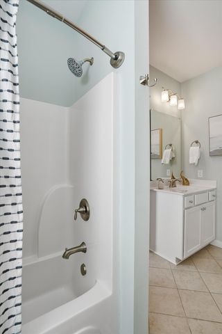 1048 Hills Plantation Drive, Charleston, SC 29412