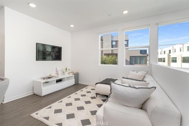11010 Momentum Drive, Rancho Cucamonga, CA 91730