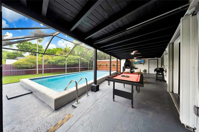 10275 SW 112th Street, Miami, FL 33176