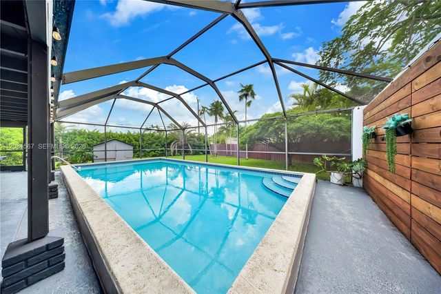 10275 SW 112th Street, Miami, FL 33176