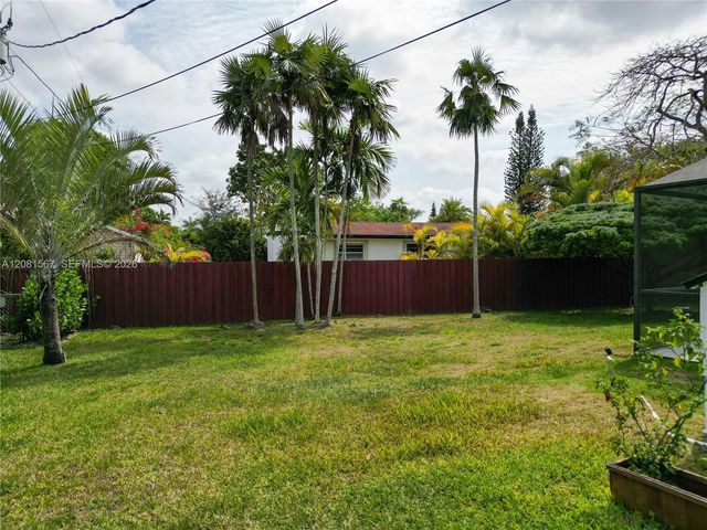 10275 SW 112th Street, Miami, FL 33176