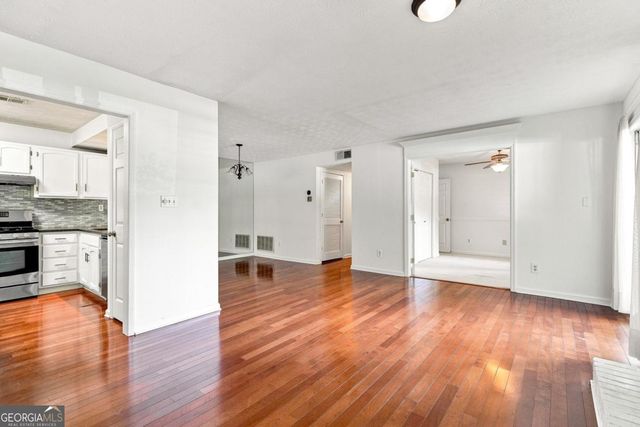 2901 Lenox Road NE 902, Atlanta, GA 30324