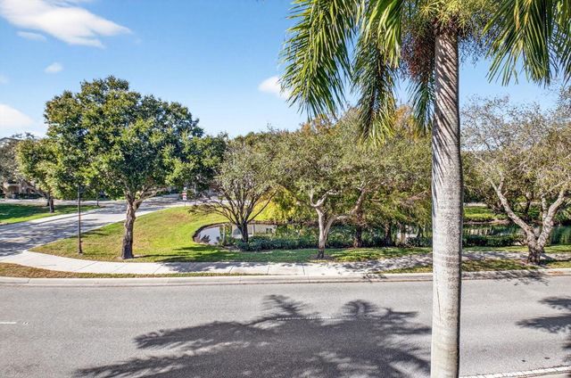 1435 Via De Pepi, Boynton Beach, FL 33426